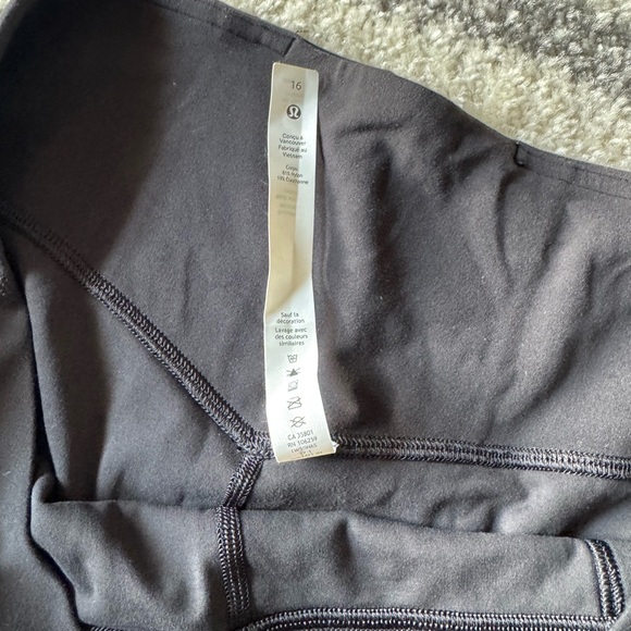 lululemon athletica Black Leggings - Picture 6 of 12
